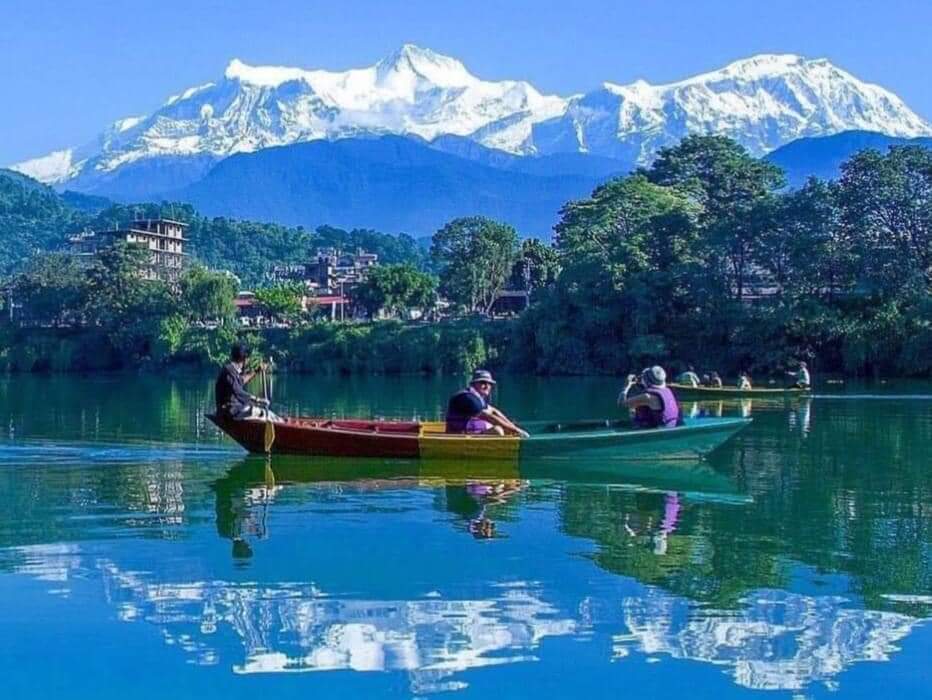 फेवा झील